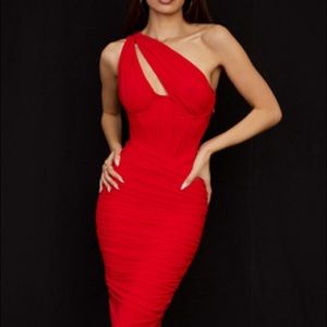 In season jaw dropping bodycon dress by House Of CB.